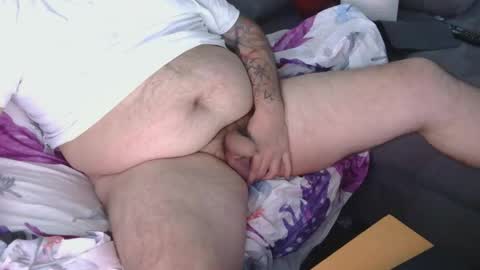 Snapshot of petit1985 chatting on 12.18.25 Francescco online show from 12.18.25