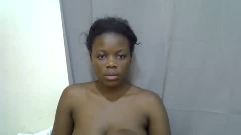 petite_melan online show from 09.27.25