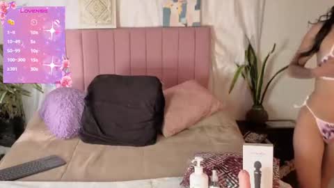 petite_pepper18 online show from 06.17.26