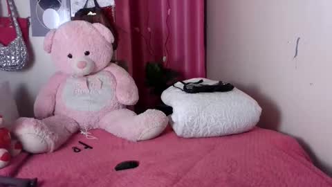 petite_princes online show from 04.06.26