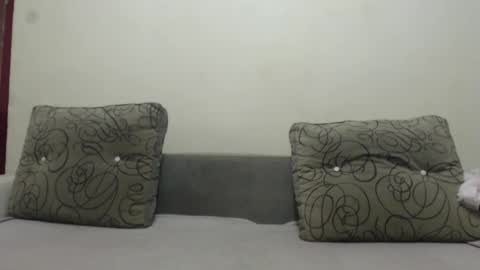 Snapshot of petite_red95 chatting on 11.12.25 cosmina online show from 11.12.25