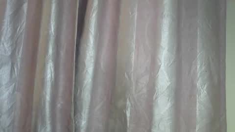 petite_star2 online show from 01.18.26