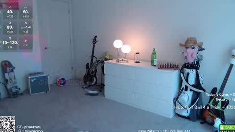 Snapshot of petitebrat chatting on 07.24.26 PiperAvery online show from 07.24.26