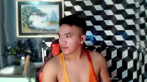 Snapshot of petitehugecockxnxxx chatting on 11.05.25 Call me jake online show from 11.05.25