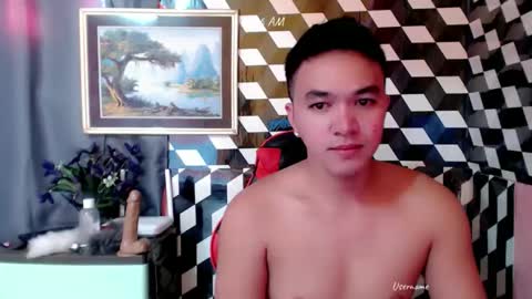 Snapshot of petitehugecockxnxxx chatting on 11.10.25 Call me jake online show from 11.10.25