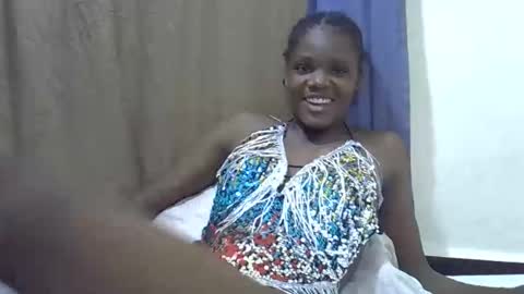 Snapshot of petiteslim2 chatting on 04.07.26 petiteslim2 online show from 04.07.26