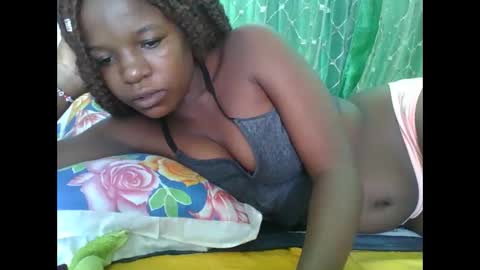 petitesweetchiq online show from 02.24.26