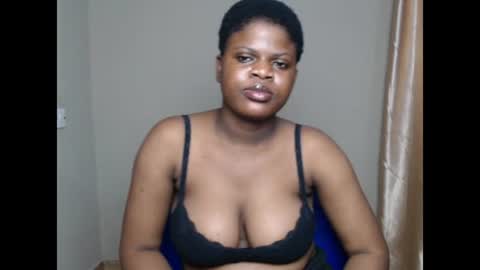 Snapshot of petitexebony1 chatting on 07.23.26 Call Me KiKi online show from 07.23.26