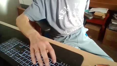 petitwilly online show from 11.13.25