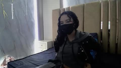 Moon  online show from 10.21.25