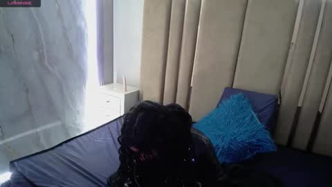 Moon  online show from 11.10.25