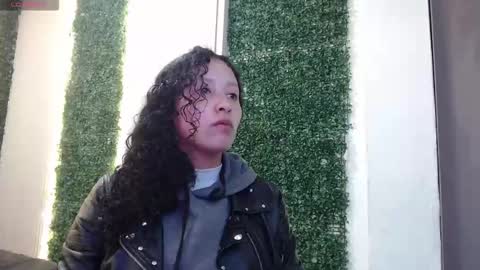 Moon  online show from 11.27.25