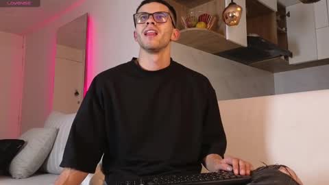 phantom_bigger1 online show from 03.05.25