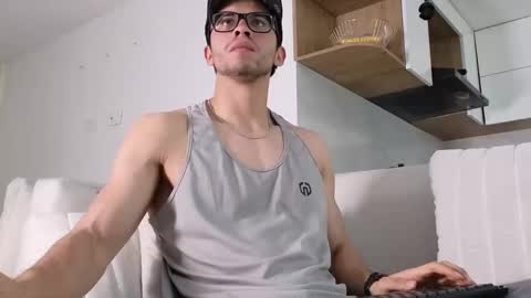 phantom_bigger1 online show from 10.13.25