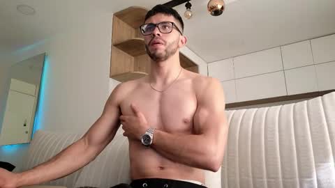 phantom_bigger1 online show from 11.11.25