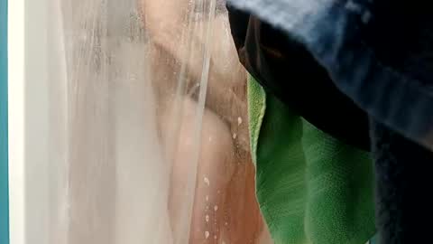 Snapshot of phase124 chatting on 02.01.25 phase124 online show from 02.01.25