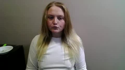 Snapshot of phatassblond chatting on 12.14.24 PhatAssBlond online show from 12.14.24