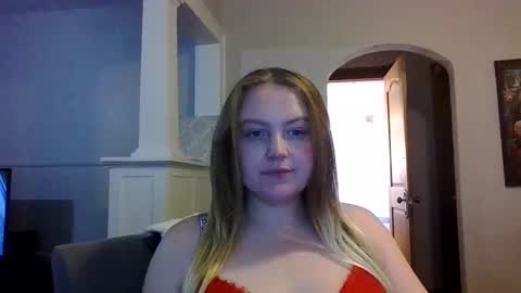 Snapshot of phatassblond chatting on 02.12.25 PhatAssBlond online show from 02.12.25