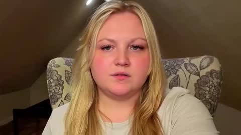 PhatAssBlond online show from 05.20.26