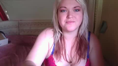 Snapshot of phatpcat73 chatting on 04.15.26 phatpcat73 online show from 04.15.26