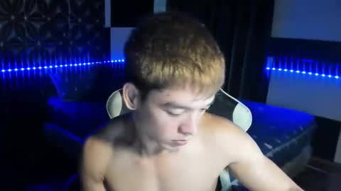 AJ online show from 01.27.25