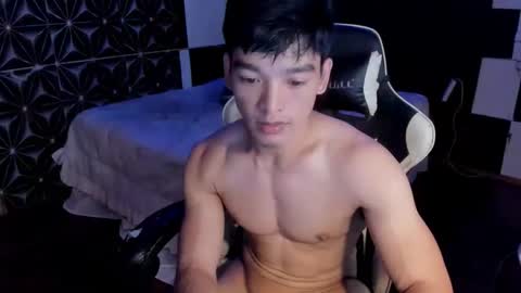 AJ online show from 09.20.25