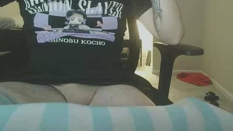 Snapshot of philiies08 chatting on 09.22.25 Mia online show from 09.22.25