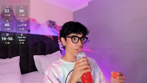 Phillip online show from 10.12.25