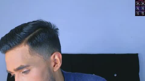 Snapshot of phillip_rayn chatting on 12.19.24 phillip online show from 12.19.24