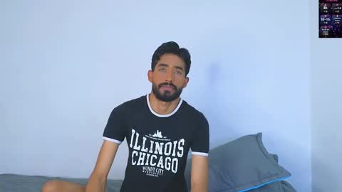 Snapshot of phillip_rayn chatting on 03.01.25 phillip online show from 03.01.25