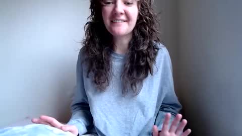 sophie online show from 12.13.24