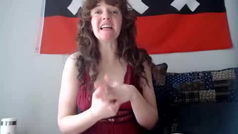 sophie online show from 02.14.25