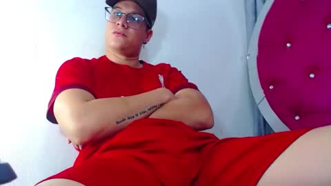 Snapshot of phoenixgnz08 chatting on 12.16.24 AdnierGnz online show from 12.16.24