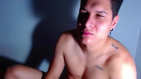 Snapshot of phoenixgnz08 chatting on 12.22.24 AdnierGnz online show from 12.22.24