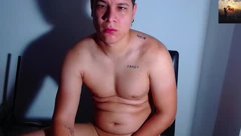 Snapshot of phoenixgnz08 chatting on 01.11.25 AdnierGnz online show from 01.11.25