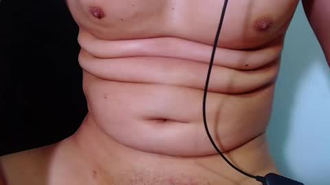 Snapshot of phoenixgnz08 chatting on 02.26.25 AdnierGnz online show from 02.26.25