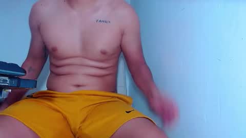 Snapshot of phoenixgnz08 chatting on 09.25.25 AdnierGnz online show from 09.25.25