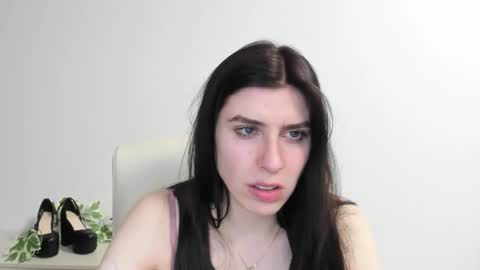 Snapshot of pia_desire chatting on 04.02.26 P I A online show from 04.02.26