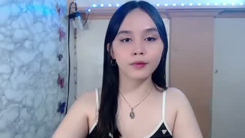 Ms Pia online show from 04.21.26