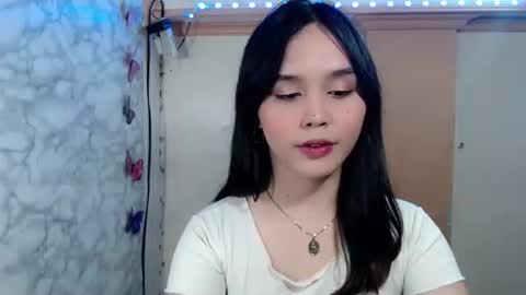 Ms Pia online show from 04.26.26
