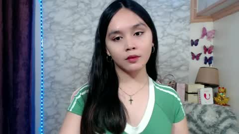 Snapshot of pia_intownx chatting on 06.25.26 Ms Pia online show from 06.25.26