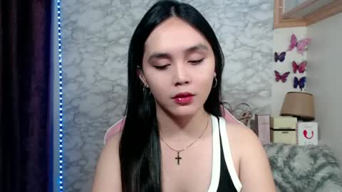 Snapshot of pia_intownx chatting on 07.04.26 Ms Pia online show from 07.04.26
