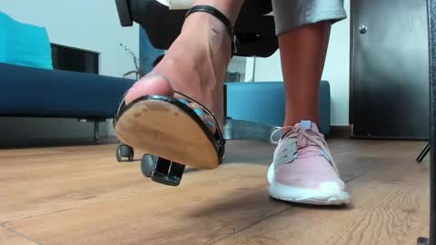 Snapshot of pia_mo chatting on 09.09.25 Special Couple Show - WELCOME TO XMAS 5 and 6 December - 2 at 8 pm COL hour online show from 09.09.25