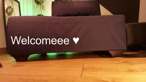 Snapshot of pia_mo chatting on 10.07.25 Special Couple Show - WELCOME TO XMAS 5 and 6 December - 2 at 8 pm COL hour online show from 10.07.25