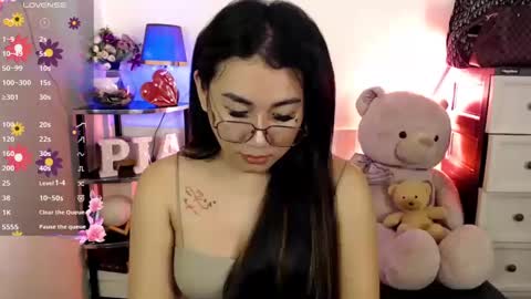 Pia online show from 01.25.25