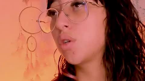 Snapshot of piafisher_ chatting on 12.18.25 PIA FISHER online show from 12.18.25