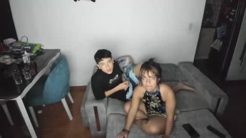 picaszomilos350 online show from 12.18.24