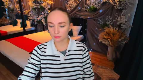 Emelie online show from 02.08.25