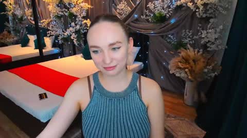 Emelie online show from 02.08.25