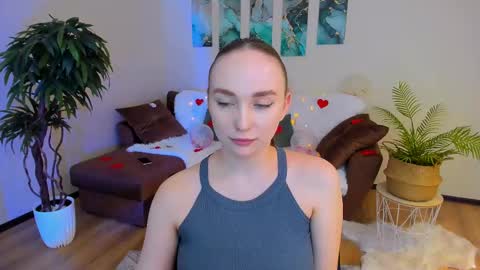 Emelie online show from 02.22.25